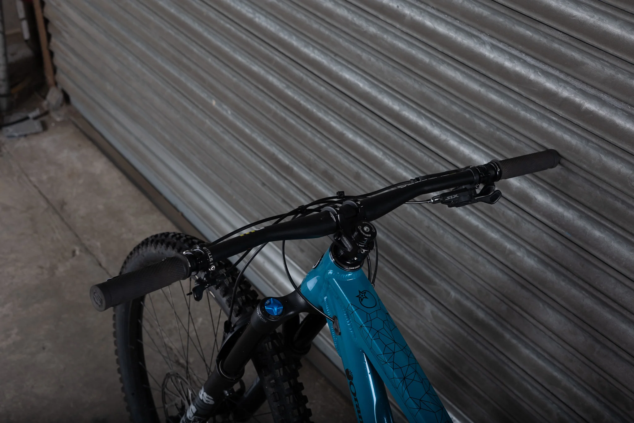 Ex-Demo 2025 Switch 6 Pro, Large, Yorkshire Teal - Image 10