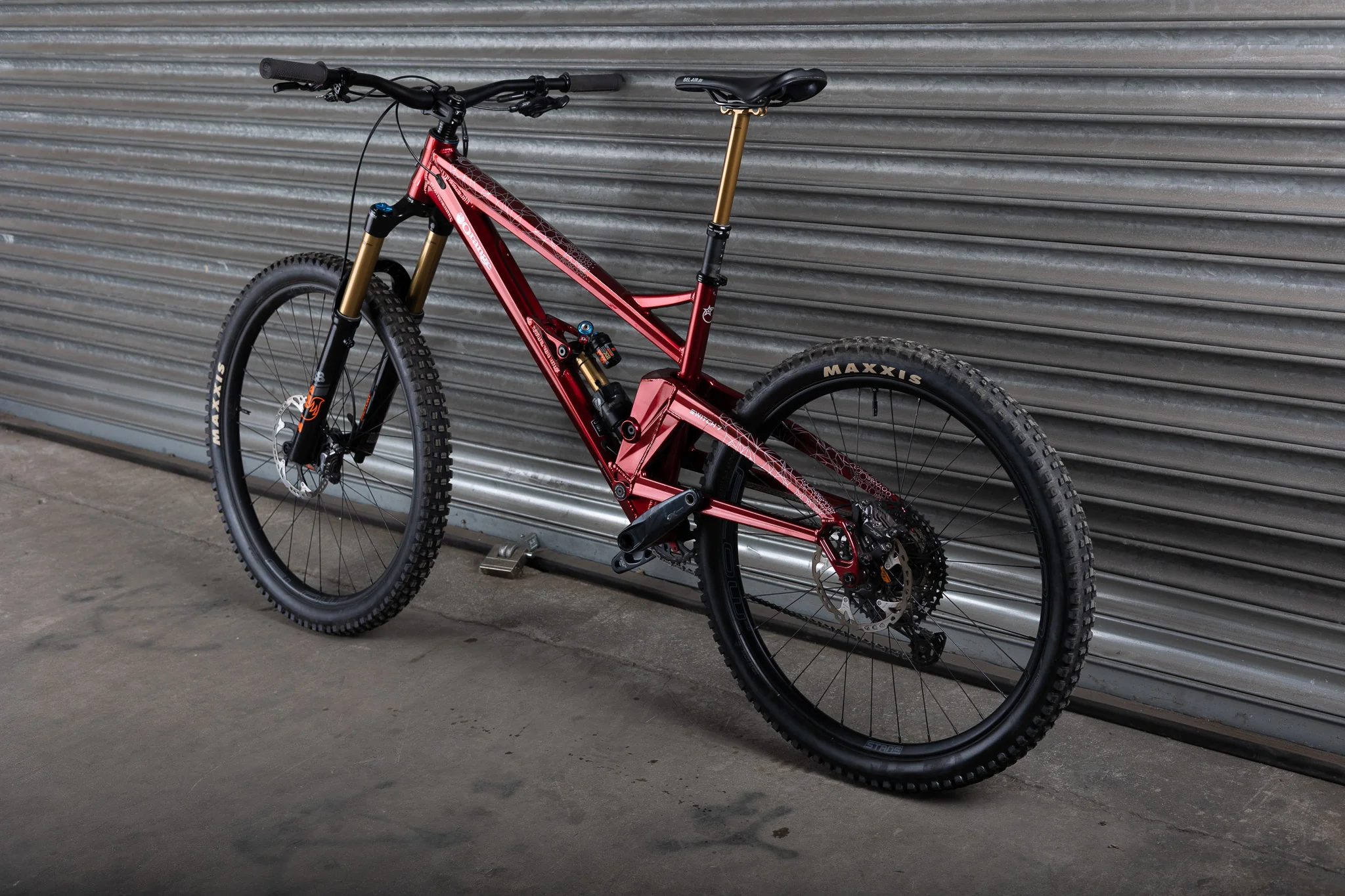 Ex-Demo 2025 Switch 7 Factory, Large, OxBlood Red - Image 8