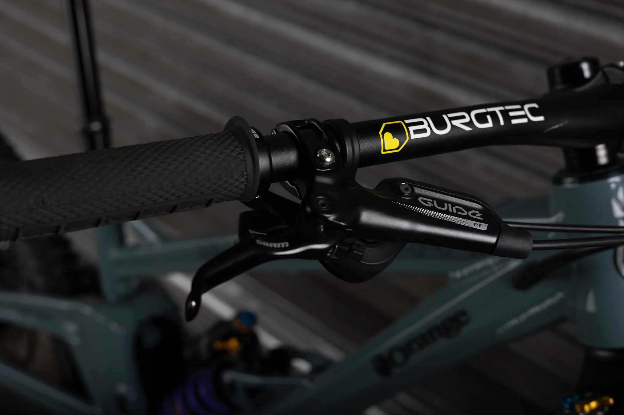 Ex-Demo 2025 Switch 7 SE, Medium, Earl Grey - Image 8