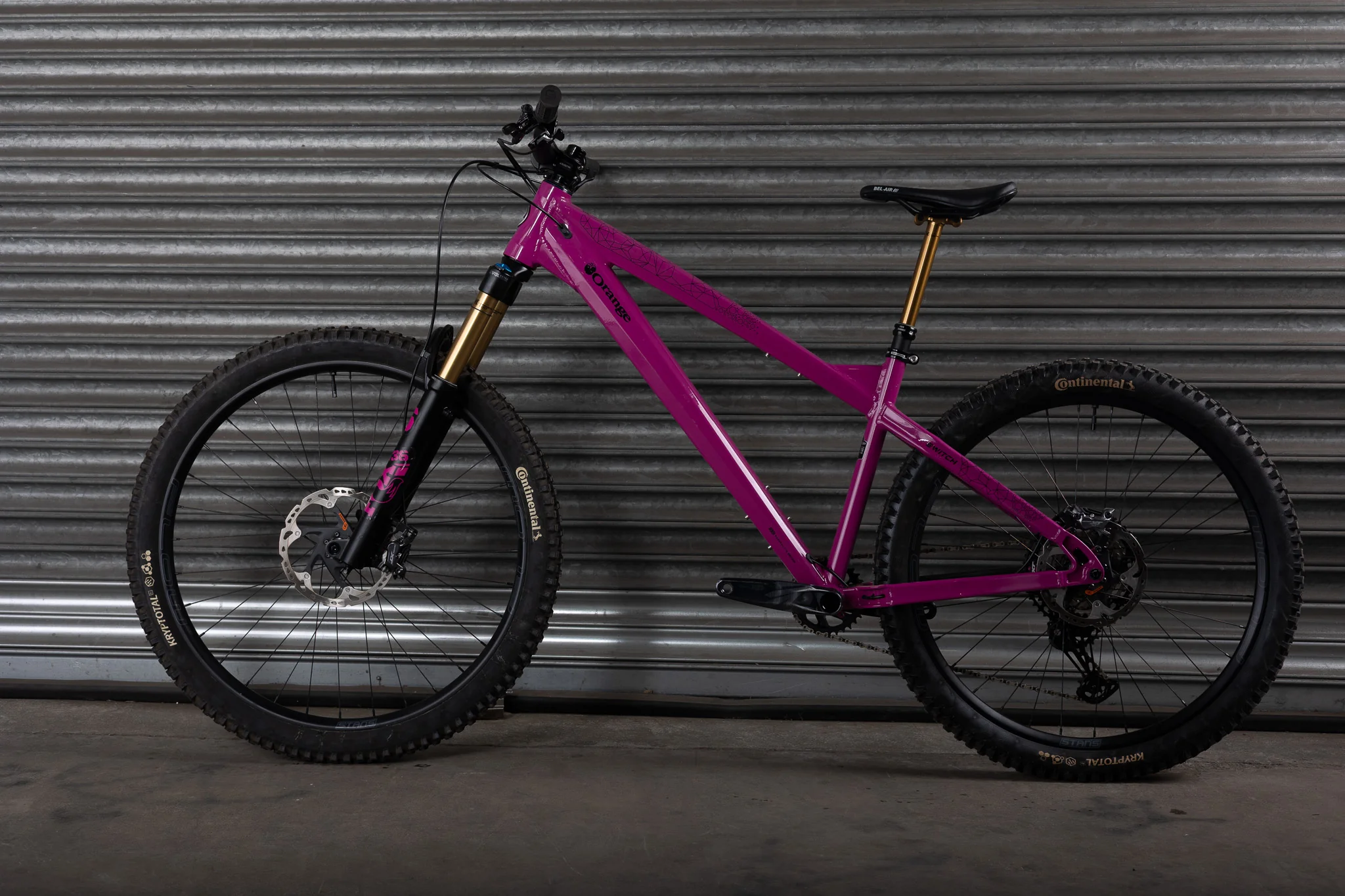 Ex-Demo 2025 Switch Hardtail Factory, Large, Fuchsia - Image 8