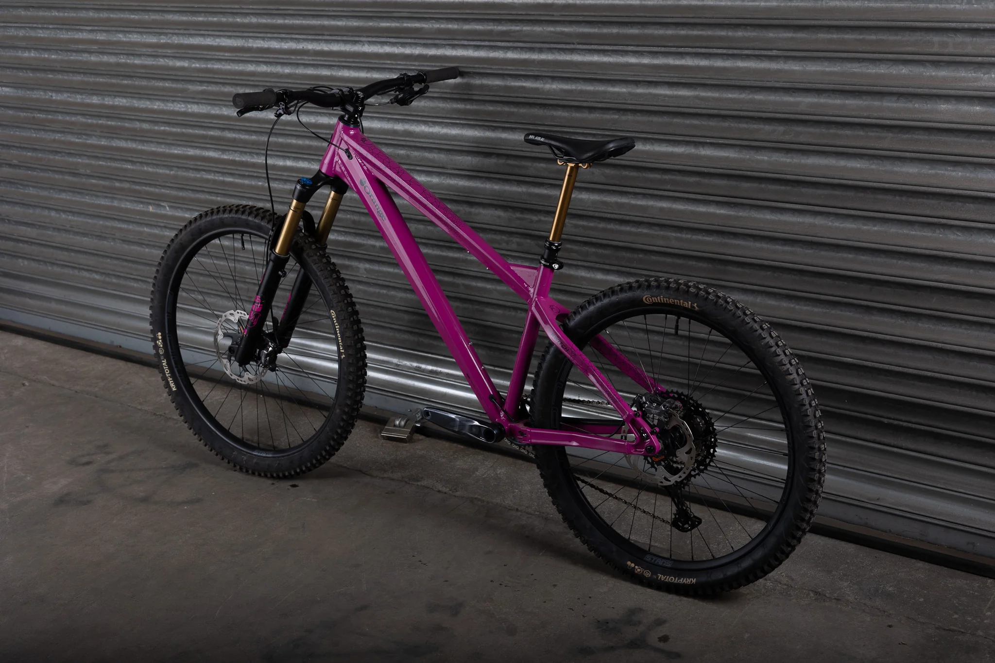 Ex-Demo 2025 Switch Hardtail Factory, Large, Fuchsia - Image 9