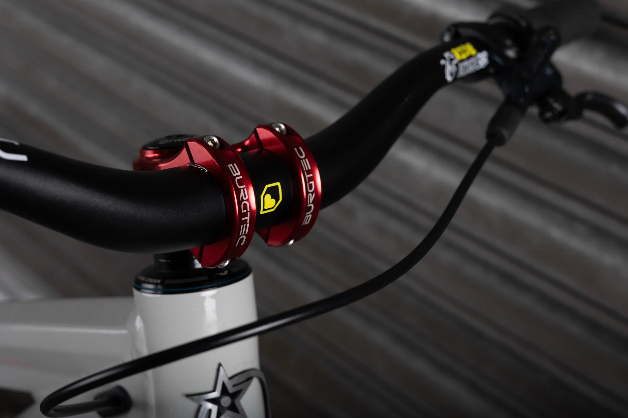 Ex-Demo 2025 Whippet, Smoke White - Image 6