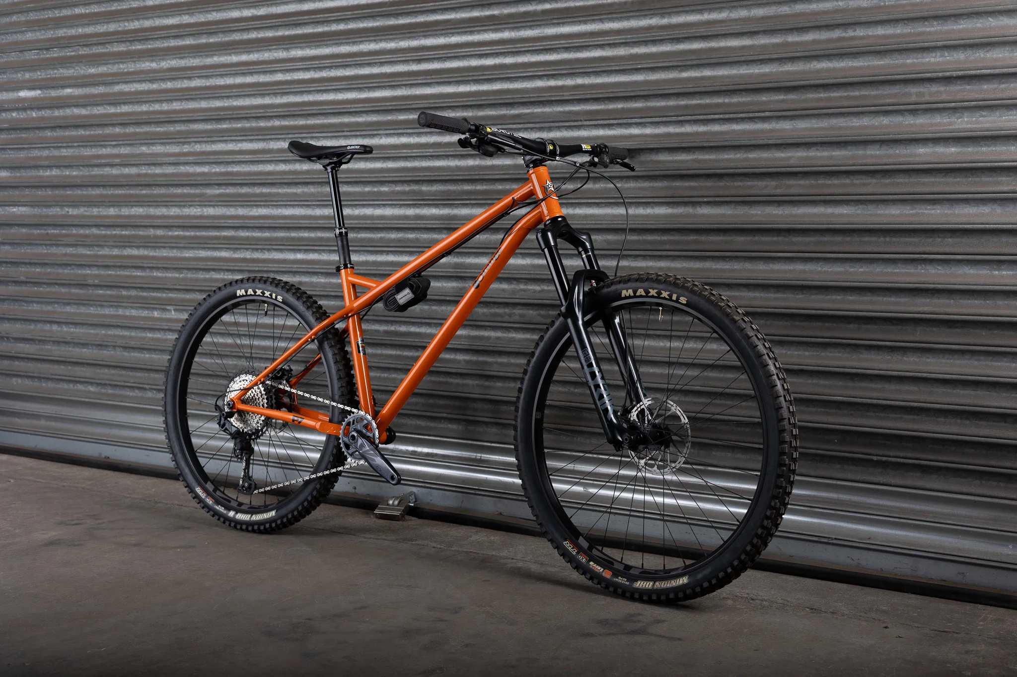 P7 MX RS, Large, Fizzy Orange - Image 3