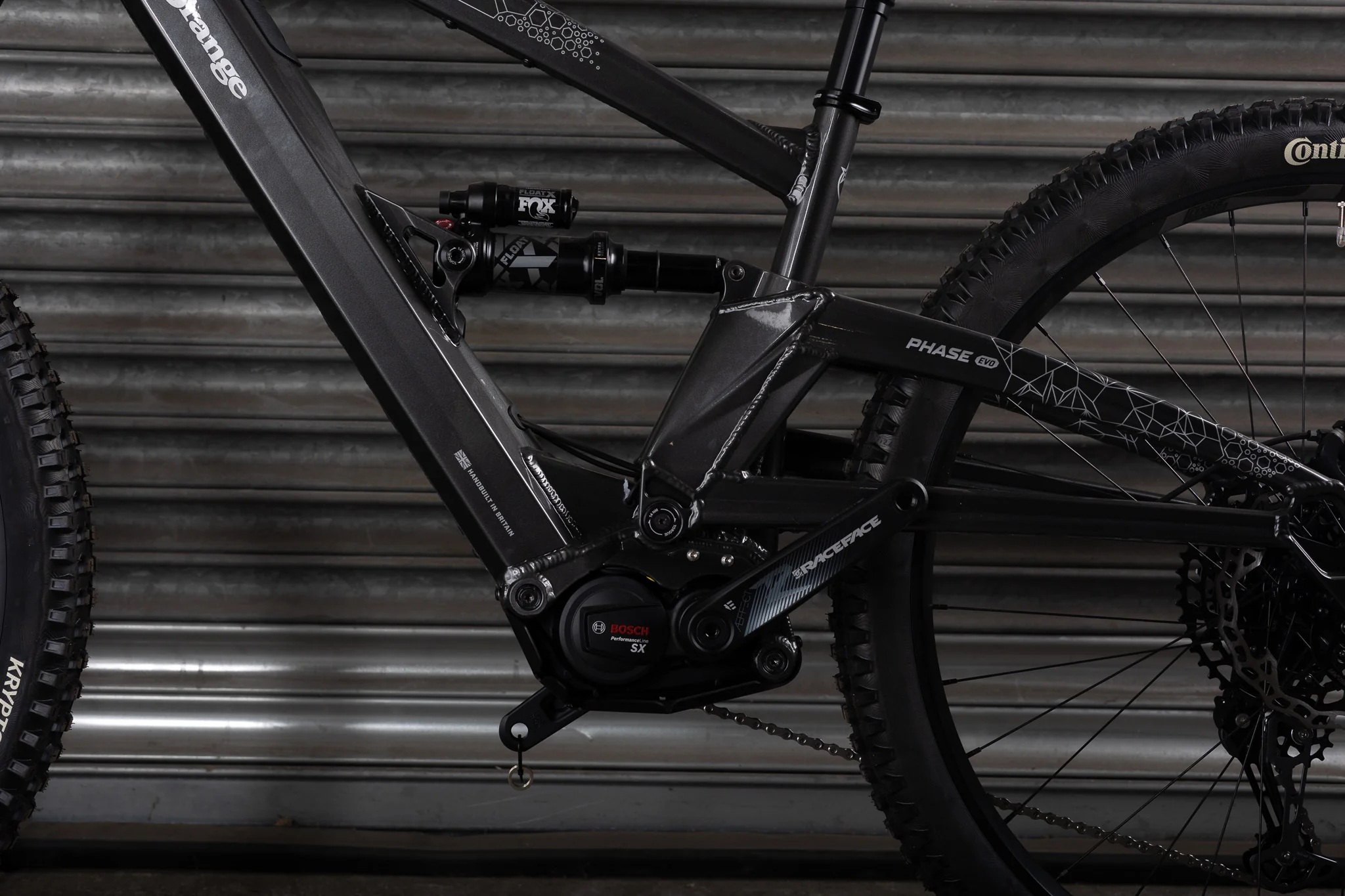 BRAND NEW! Phase Evo 29 Pro, Medium, Charcoal Grey - Image 11