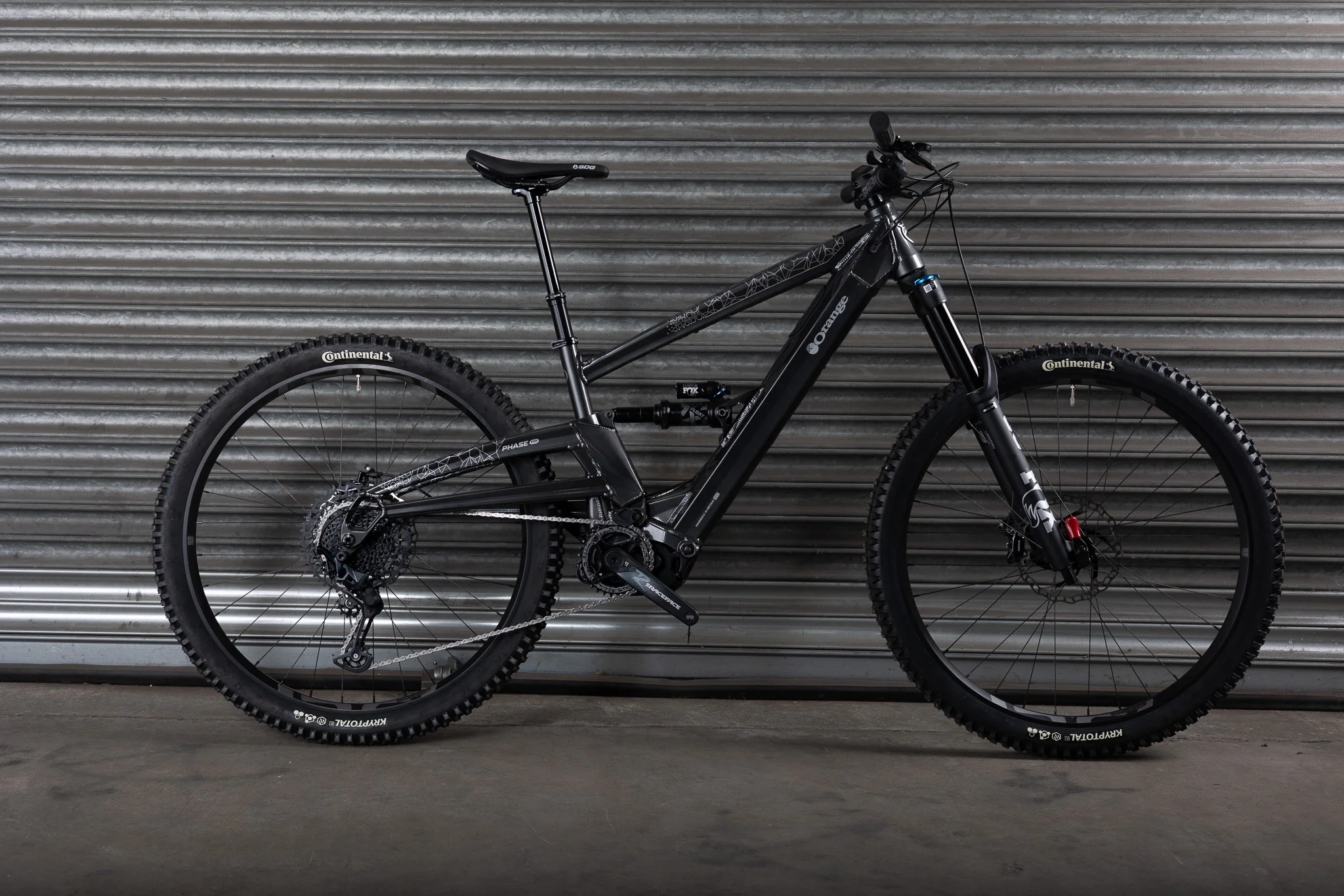 BRAND NEW! Phase Evo 29 Pro, Medium, Charcoal Grey - Image 7