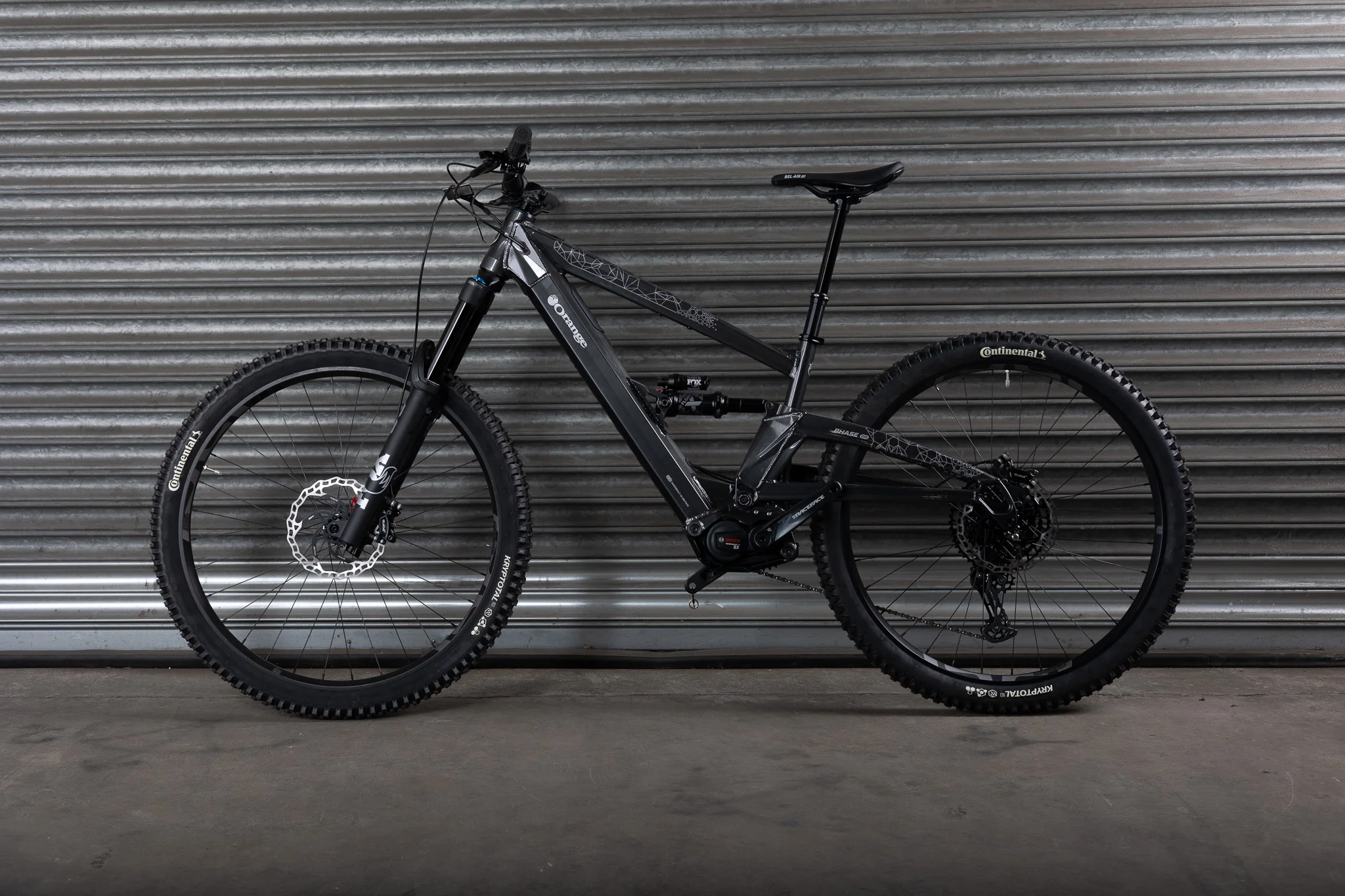 BRAND NEW! Phase Evo 29 Pro, Medium, Charcoal Grey - Image 8