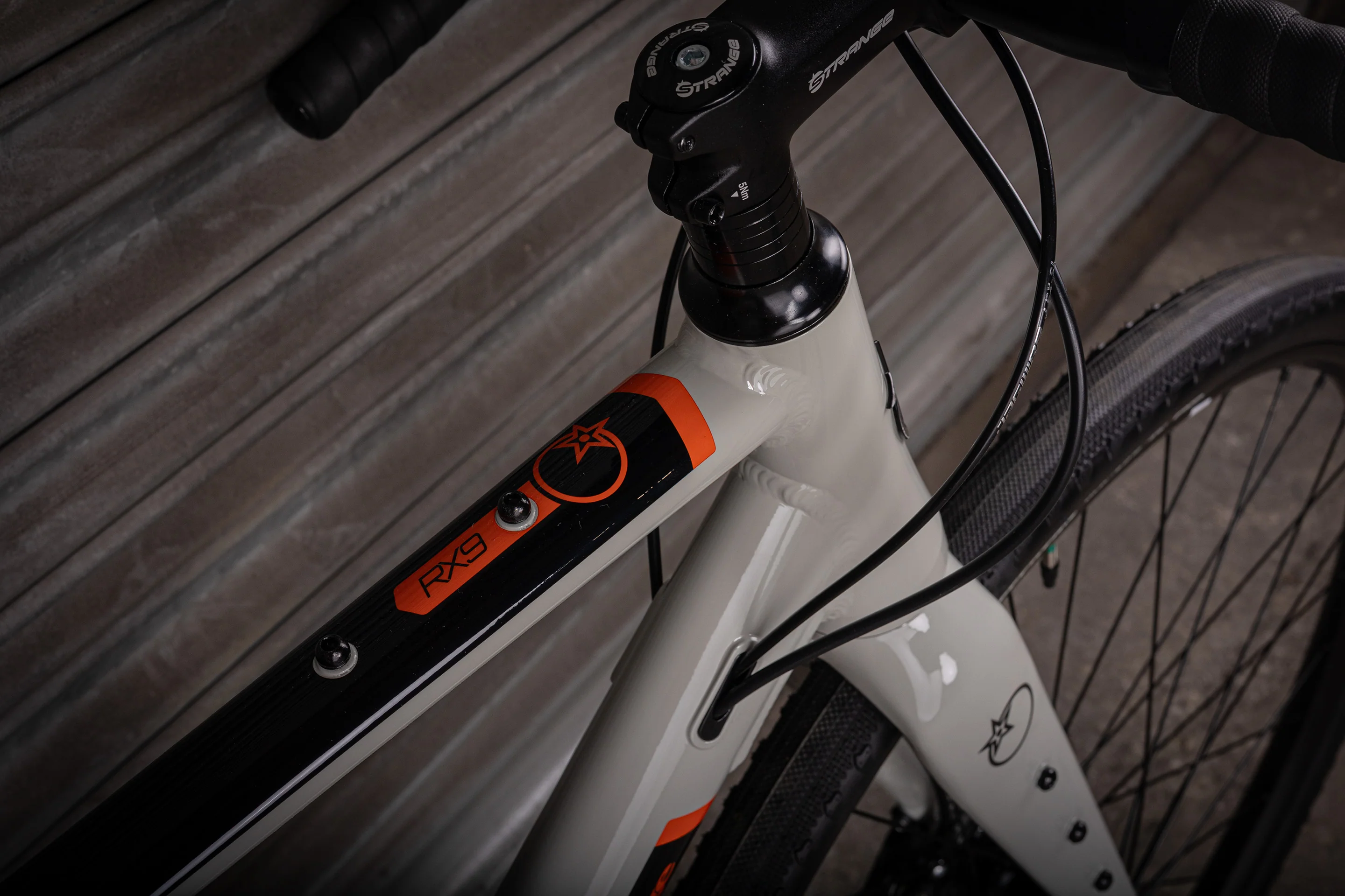 RX9 S 700c - Image 8